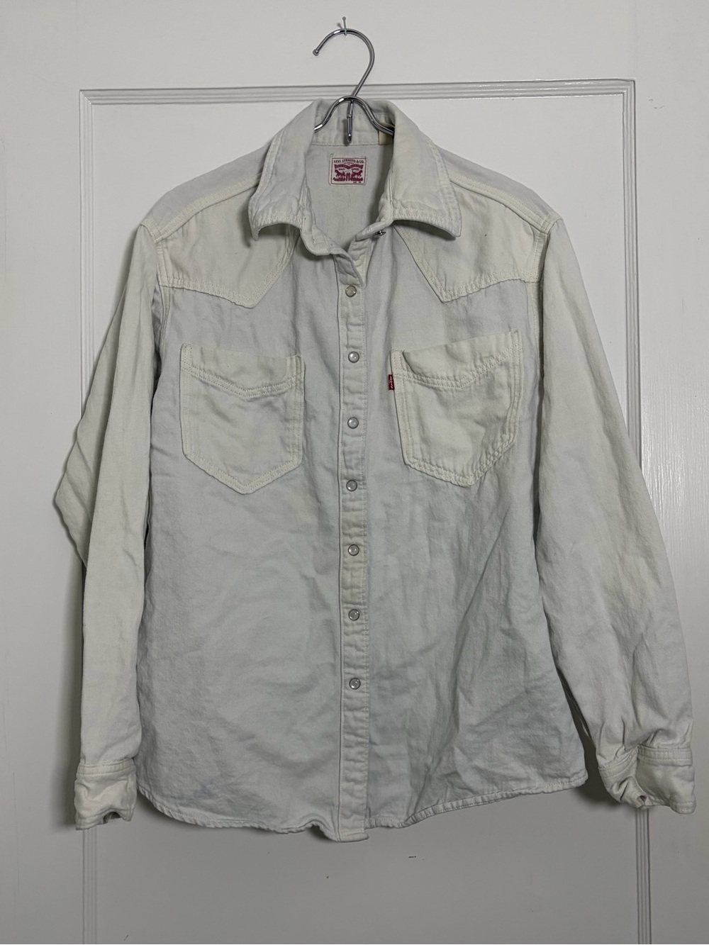 Levi's Women’s White Pearl Snap Western Shirt